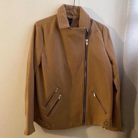 Tan jacket - Picture 3 of 4